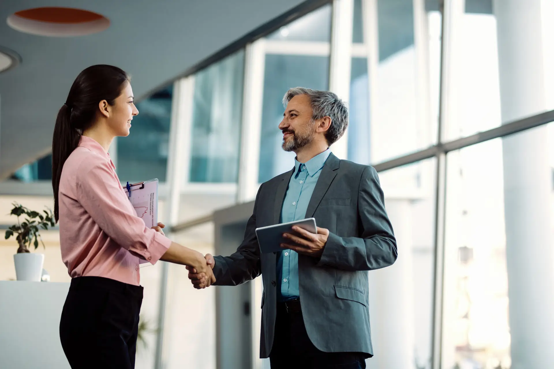 Sponsor reviewing clinical trial performance